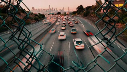 爱游戏体育APP下载-国内职业足球比赛赛程密集紧张，球员们备战全力，中国职业足球联赛有哪些