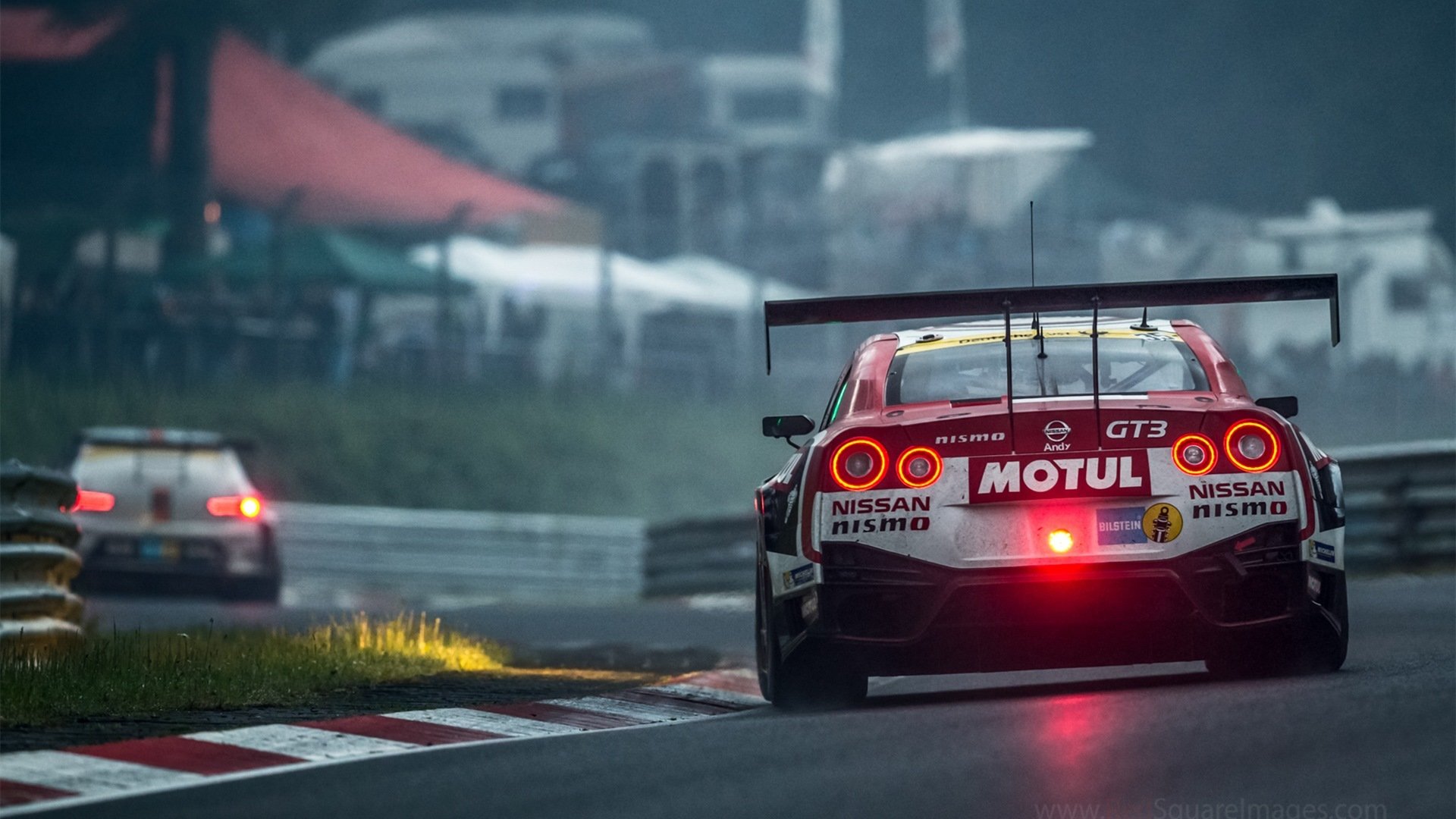 _极地冰泳赛事:在极寒中感受运动魅力_,极地冰屋图片