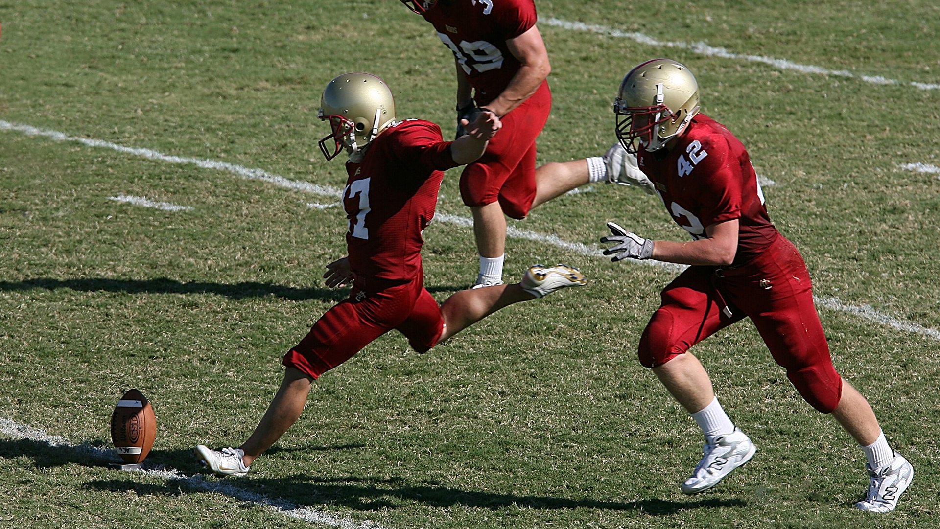活塞外线表现出色，成为球队最大亮点，活塞maker