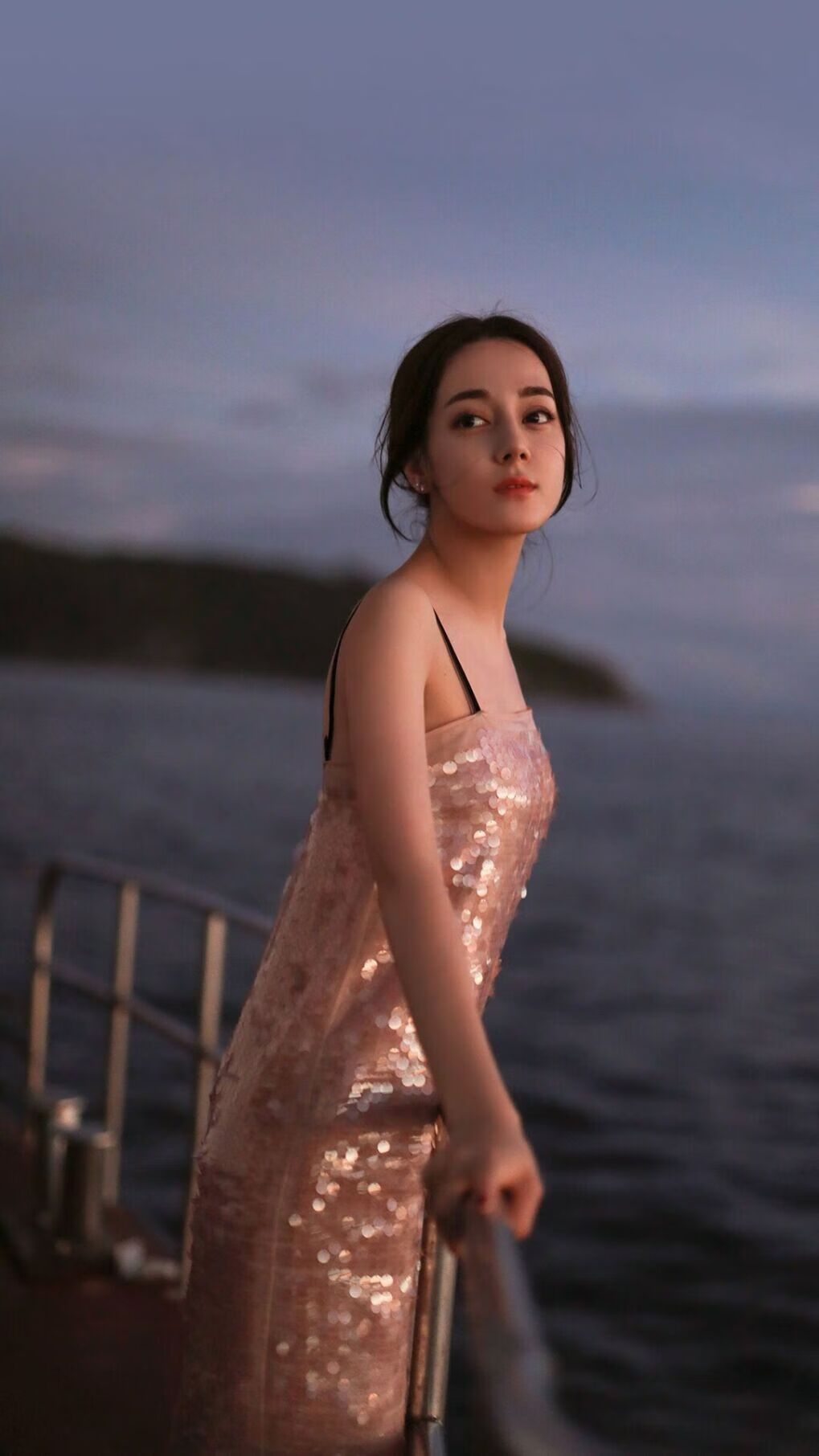 爱游戏综合娱乐-职业联赛推动中场秀常态化增强观众体验，职业联赛现场